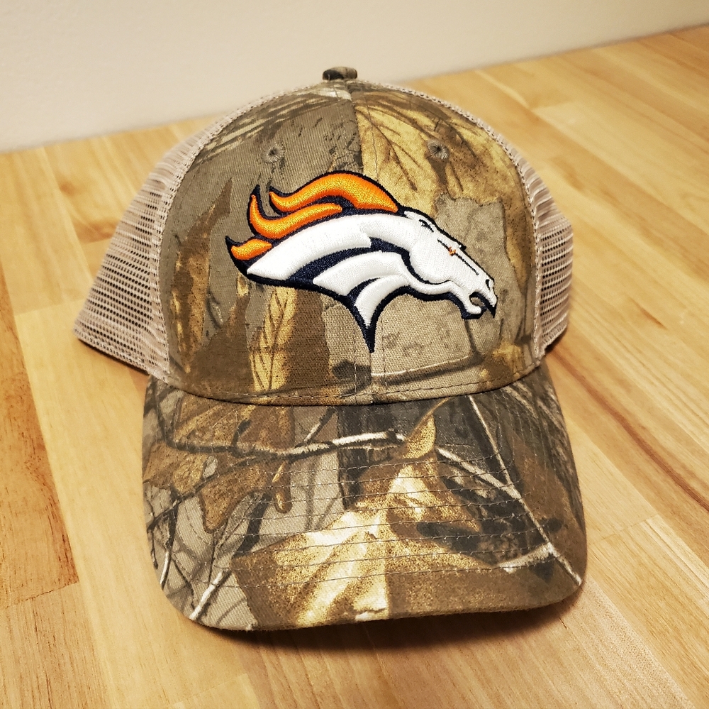 Men's NFL Team Apparel Denver Broncos Camo Trucker Snapback Mesh Hat